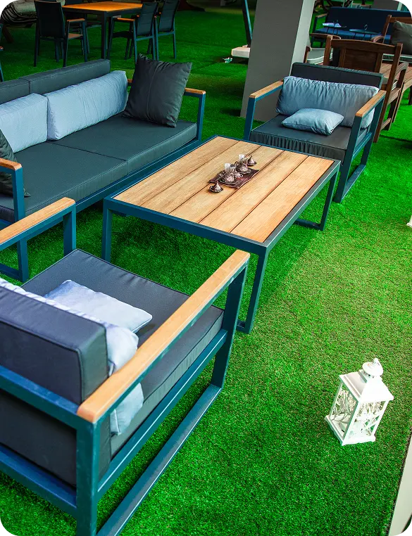 man-powerwashing-exterior-building-cleaning-walls-windows-with-highpressure-water (1)